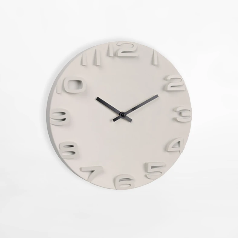 Beżowy zegar na ścianę