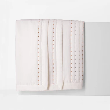 Prehoz na posteľ v krémovej farbe VANILLA DOTS 180x200 cm