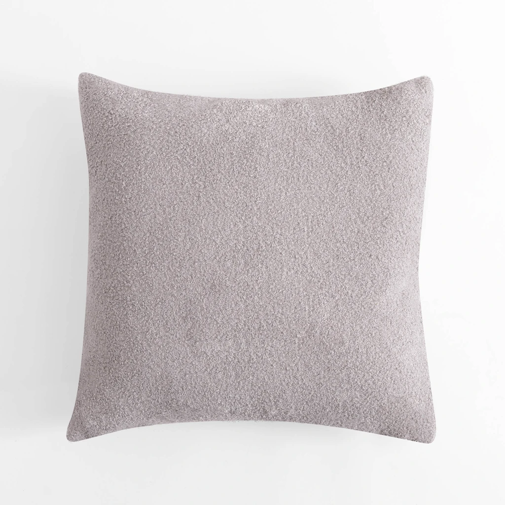 Miękka poduszka o barankowym materiale