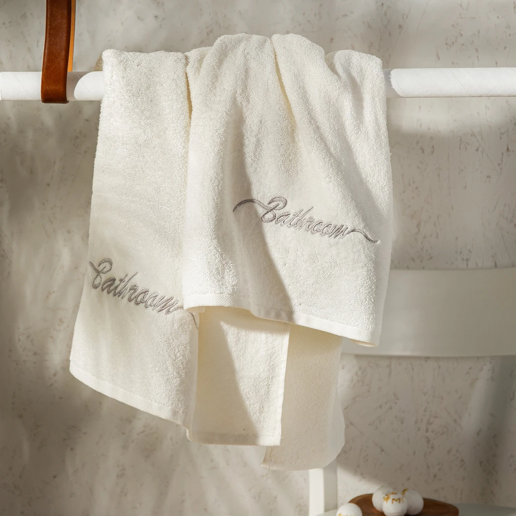 Bavlnený uterák FERRO biely 50x90 cm