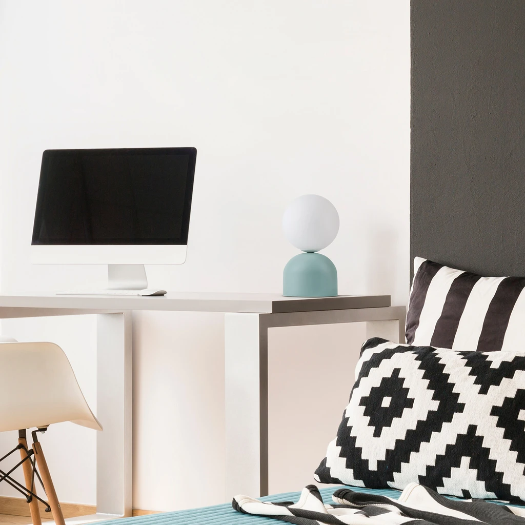 Charakterystyczny wzór i kolorystyka MIKI idealnie komponuje się z wnętrzami w nowoczesnej estetyce.