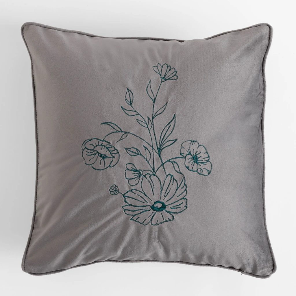 Welurowa poszewka srebrna w kwiaty