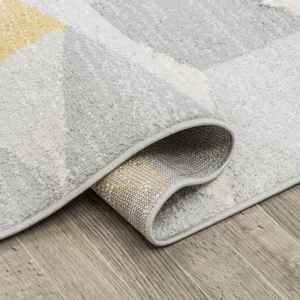 Koberec MILANO do obývacej izby v kosoštvorce, žlto-sivý 120x170 cm