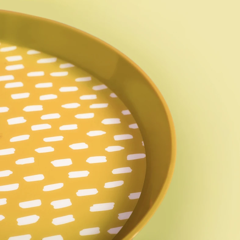 Súprava 4 plastových tanierov žltá, 21 cm