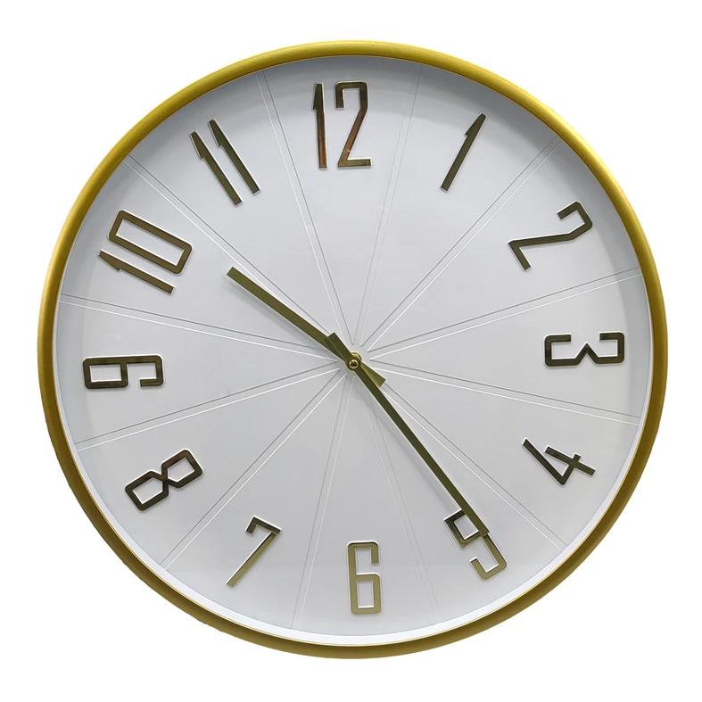 Okrągły zegar z lekkiego tworzywa