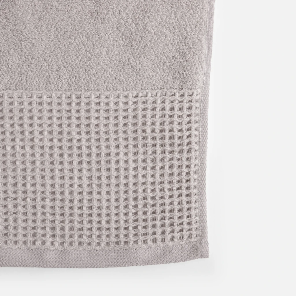 Bavlnený uterák vo svetlosivej farbe ZEN 90x160 cm