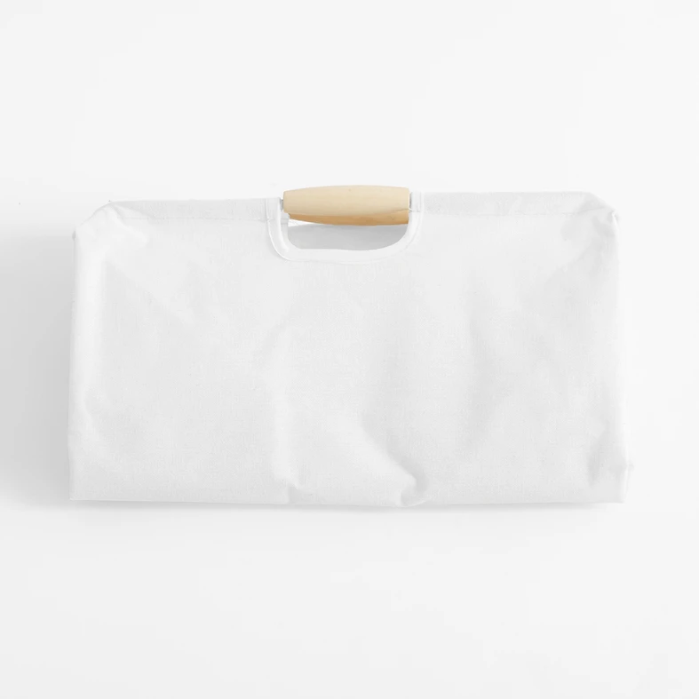 Biały kosz do przechowywania z uchwytami