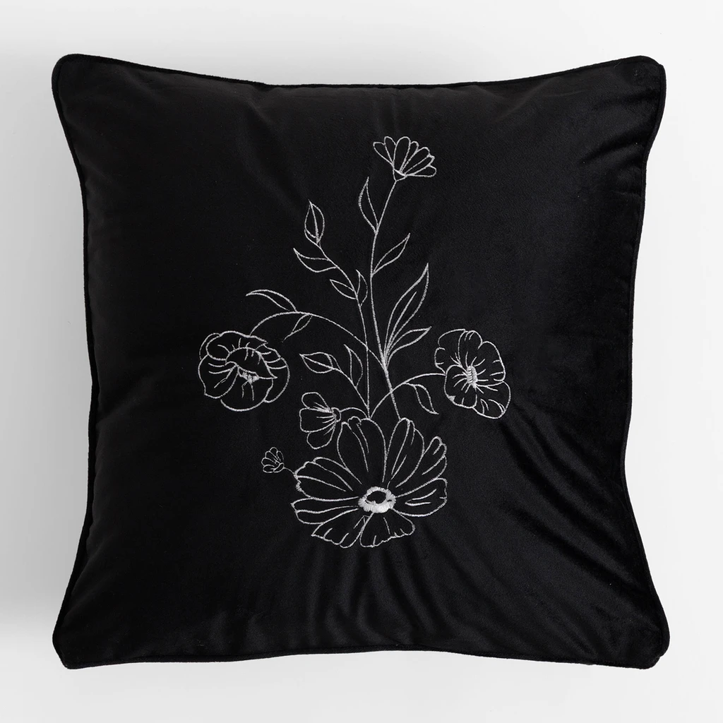 Welurowa poszewka czarna w kwiaty