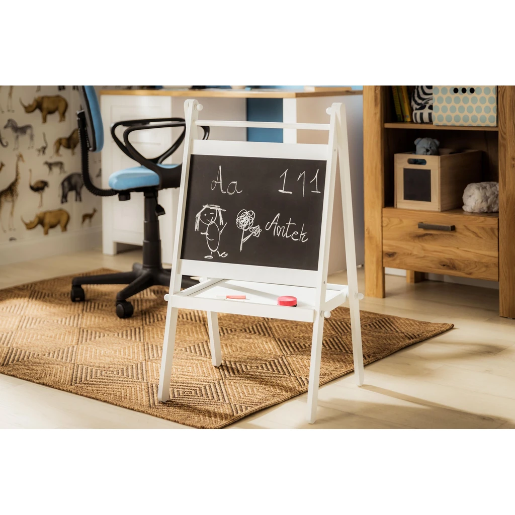 Kriedová tabuľa pre deti na stojane s príslušenstvom
