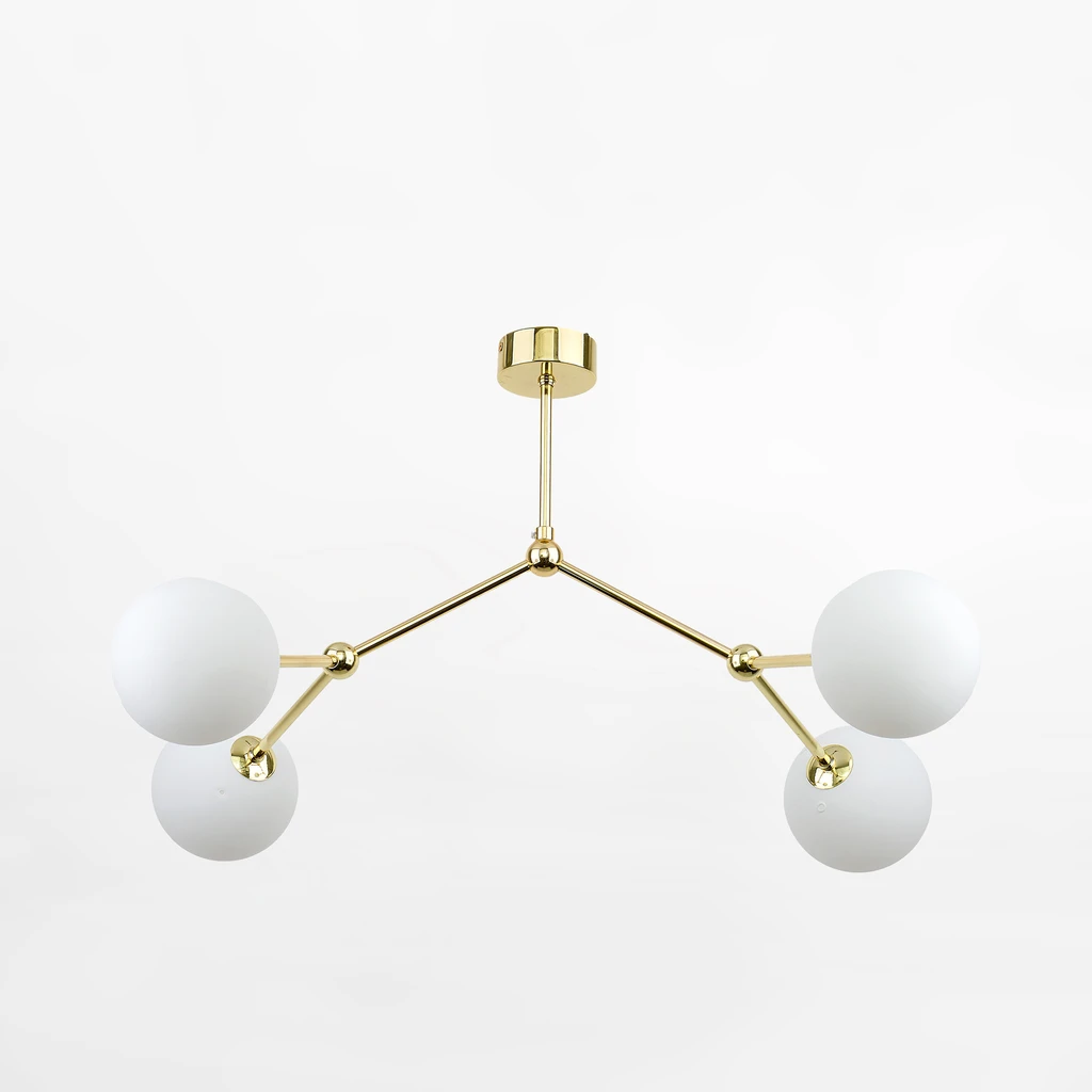 FAIRY posiada oprawę przeznaczoną dla 4 żarówek LED typu G9 o maksymalnej mocy 8W.