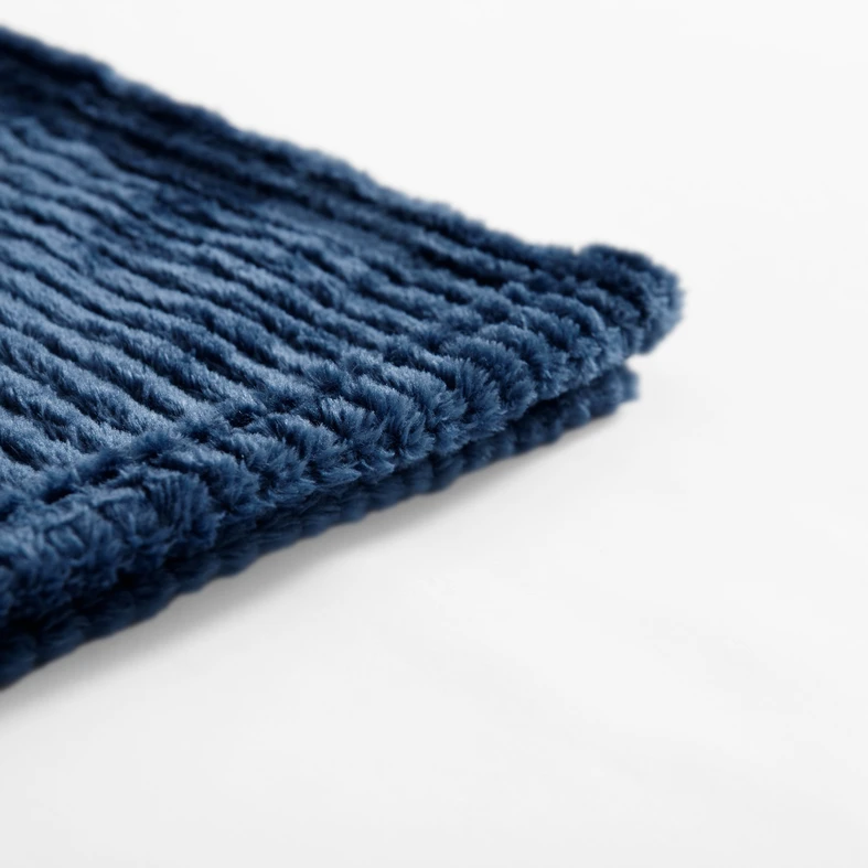 Koc niebieski RENEE 130x160 cm z poliestru.