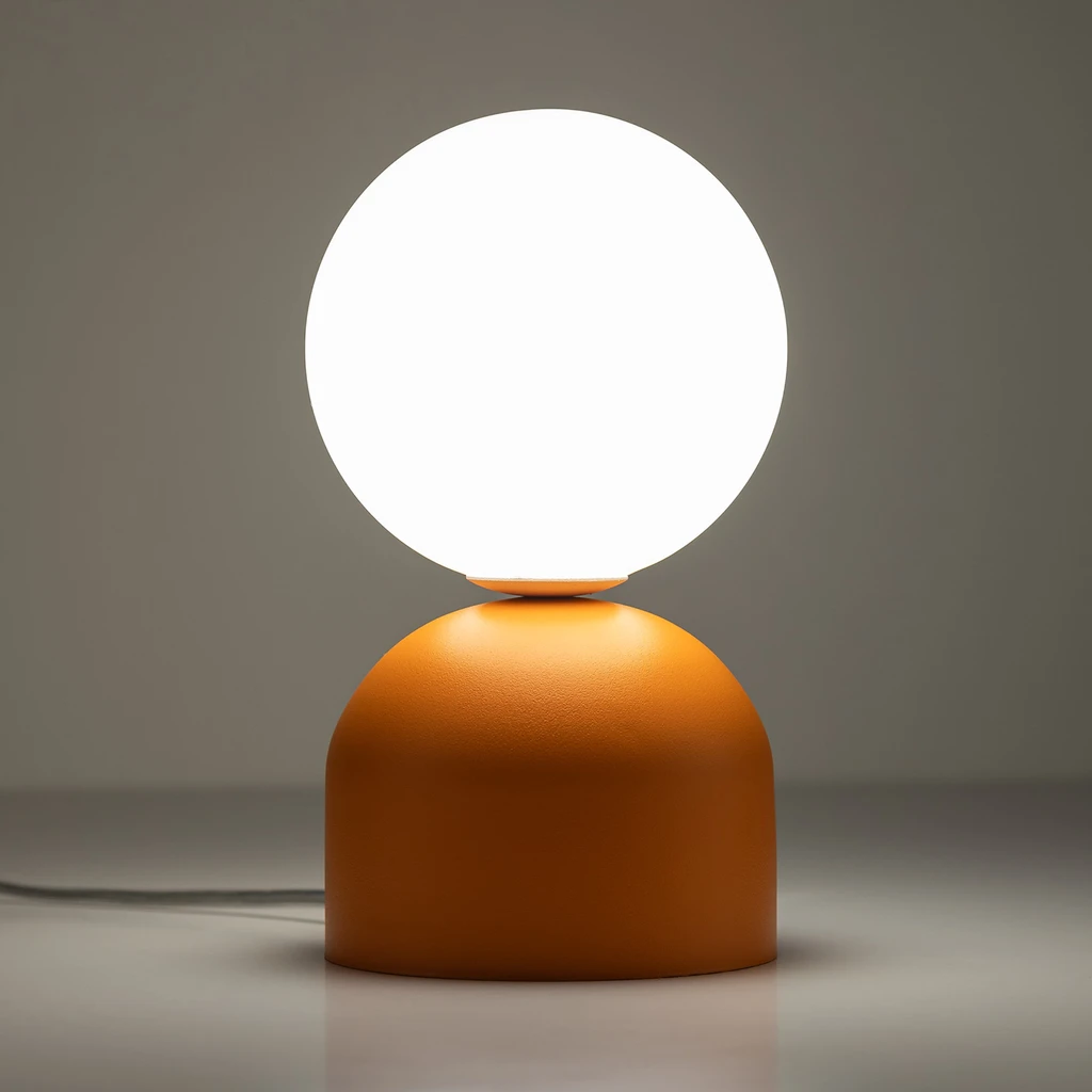 Posiada ona oprawę dla żarówki typu G9 o mocy maksymalnej 8W.