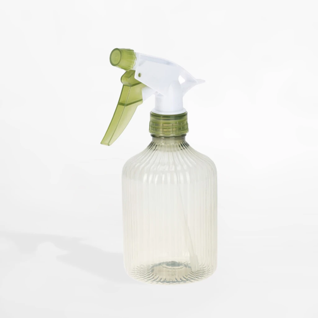 Lekki spryskiwacz do roślin