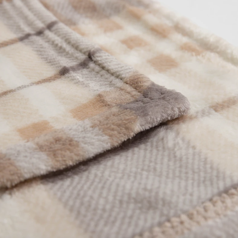 Béžová károvaná deka TYLOR 150x200 cm