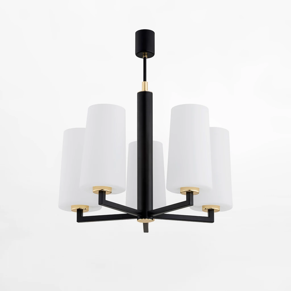 Oprawa lampy przystosowana jest dla 5 żarówek LED typu E27 o mocy 15W