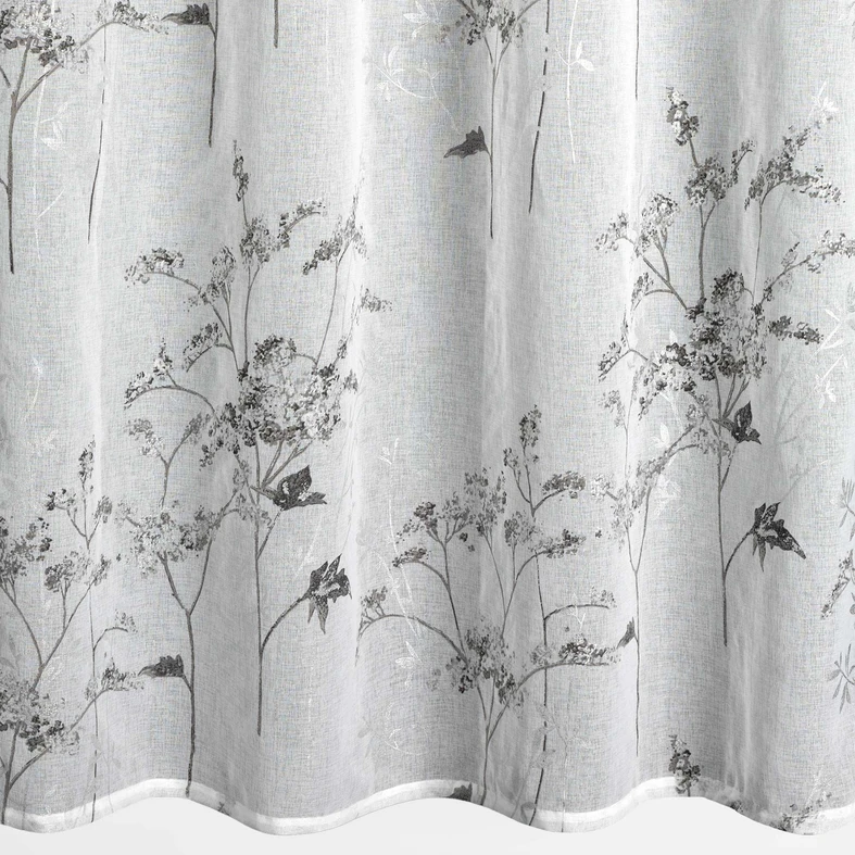 Zasłona na przelotkach do salonu w polne kwiaty