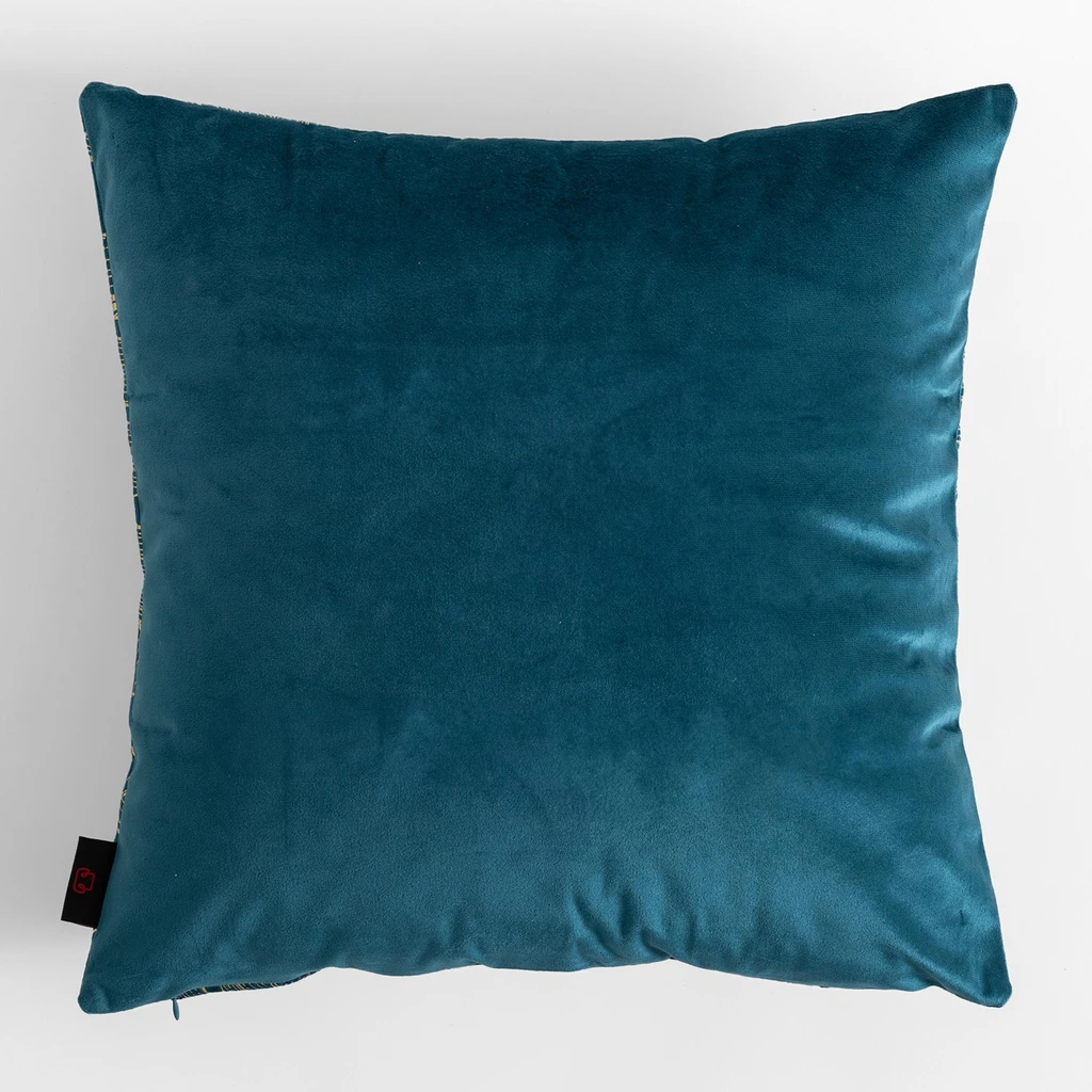 Turkusowa poszewka welurowa ze złotym wzorem liści monstery