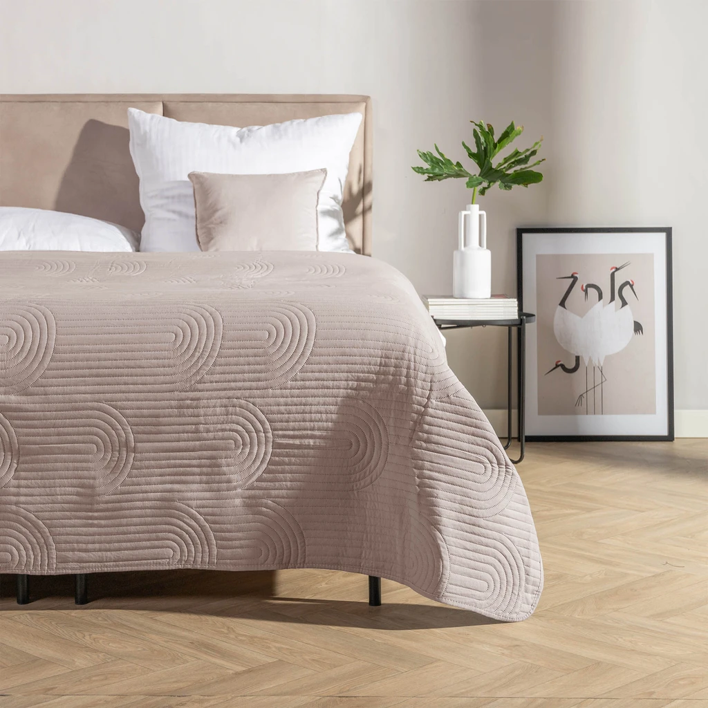 Prešívaný prehoz na posteľ TOSCA béžový 220x240 cm