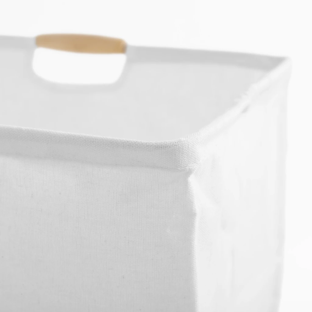 Biały kosz do przechowywania z uchwytami