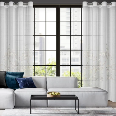 Záclona s priechodkami v striebornej a bielej farbe ESTELLA 140x250 cm
