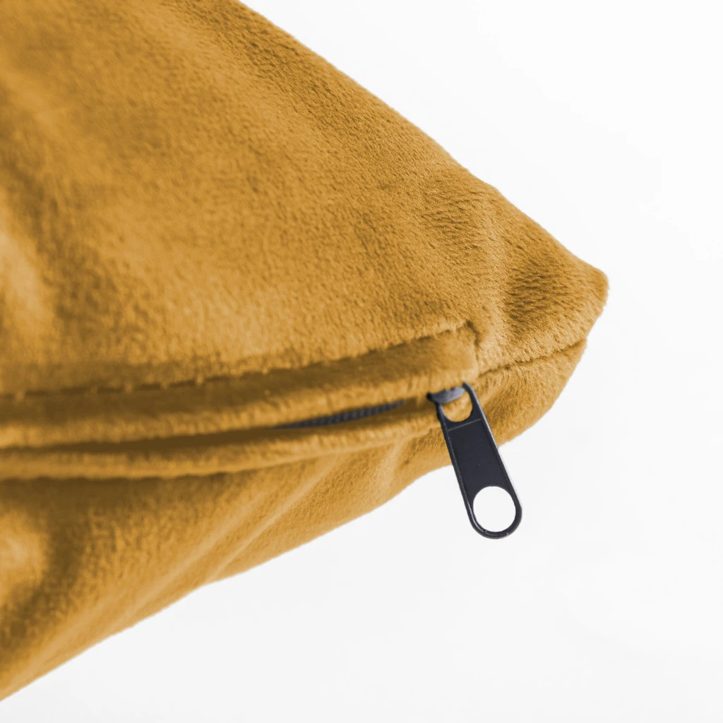 Dekoračný velúrový horčicový vankúš VELVIO 45 x 45 cm