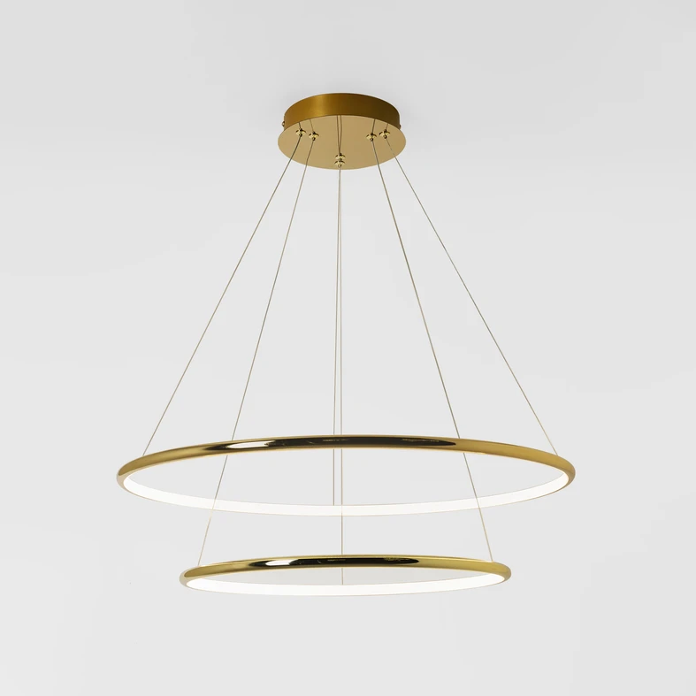 Lampa MARSEILLE posiada oświetlenie LED o mocy 40W wbudowane w elementy dekoracyjne. Generuje ono neutralną barwę światła o temperaturze barwowej wynosi 4000K i strumieniu świetlnym 2520 lumenów.