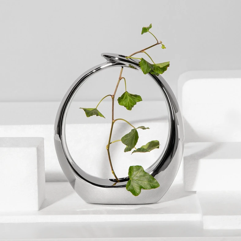 Moderná váza strieborná 20 cm