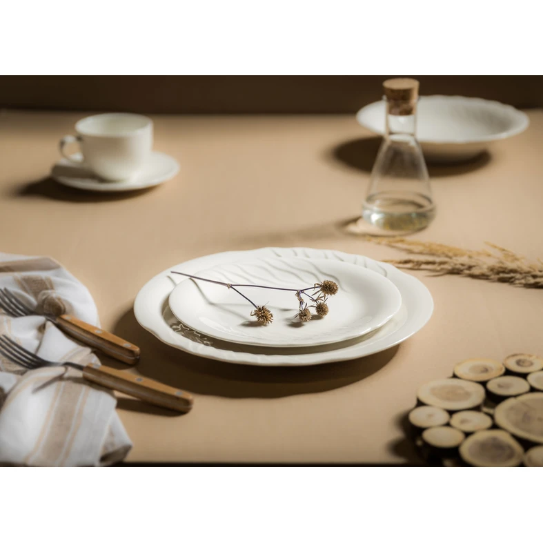 Porcelánový plytký tanier ALOHA 21 cm