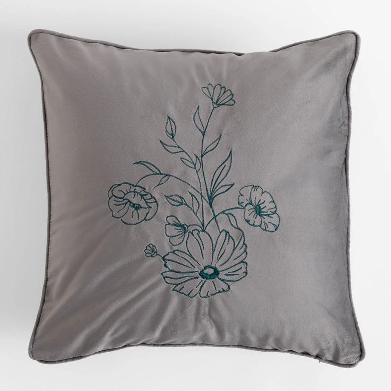 Welurowa poszewka srebrna w kwiaty