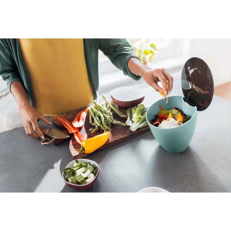 Čierny odpadkový kôš CALYPSO 2,2 l