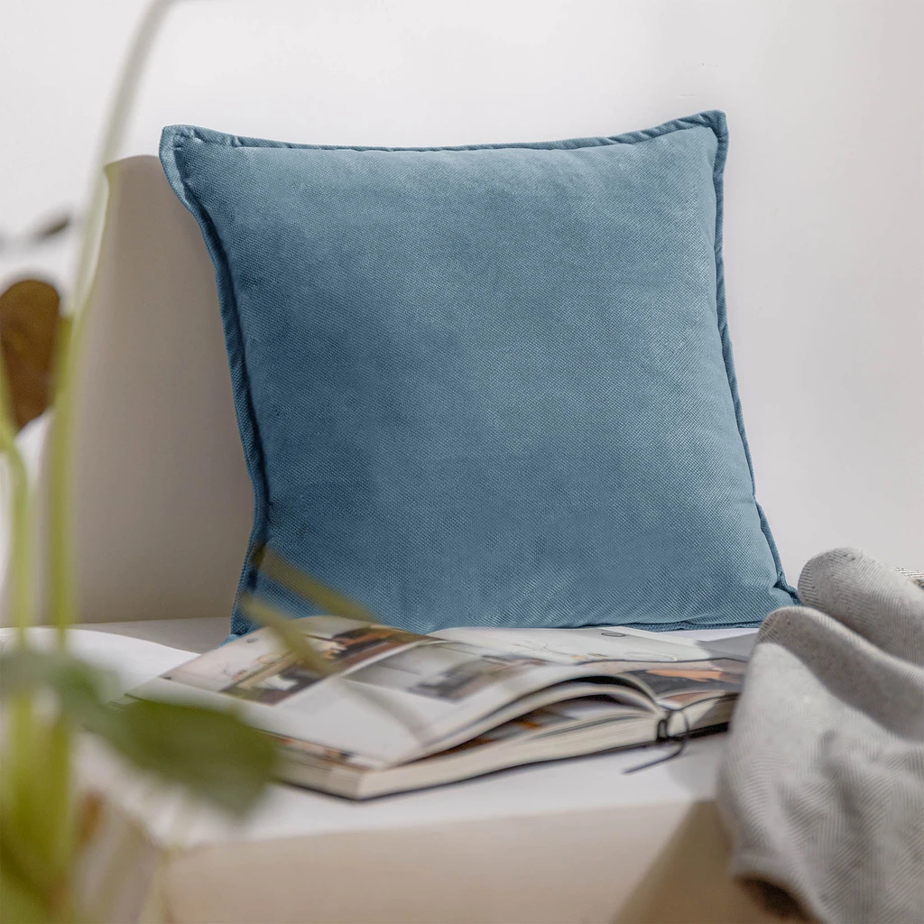 Modrá obliečka na vankúš GIGI 45x45 cm