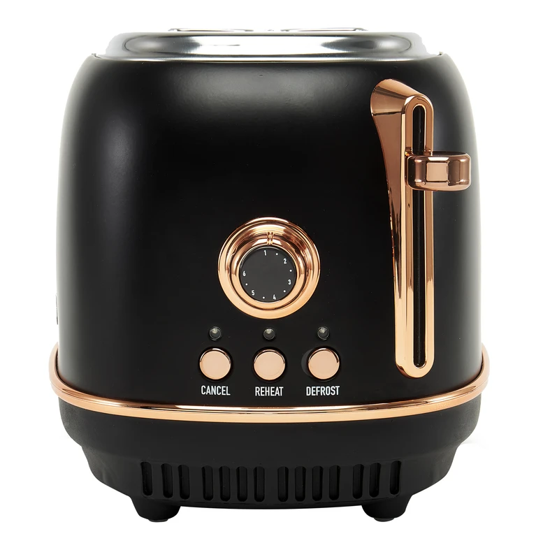 Czarny toster HERITAGE łączy nowoczesne funkcje ze stylizowanym na retro wyglądem. Ma lekko zaokrąglone linie i miedziane wykończenia przycisków i pokręteł.