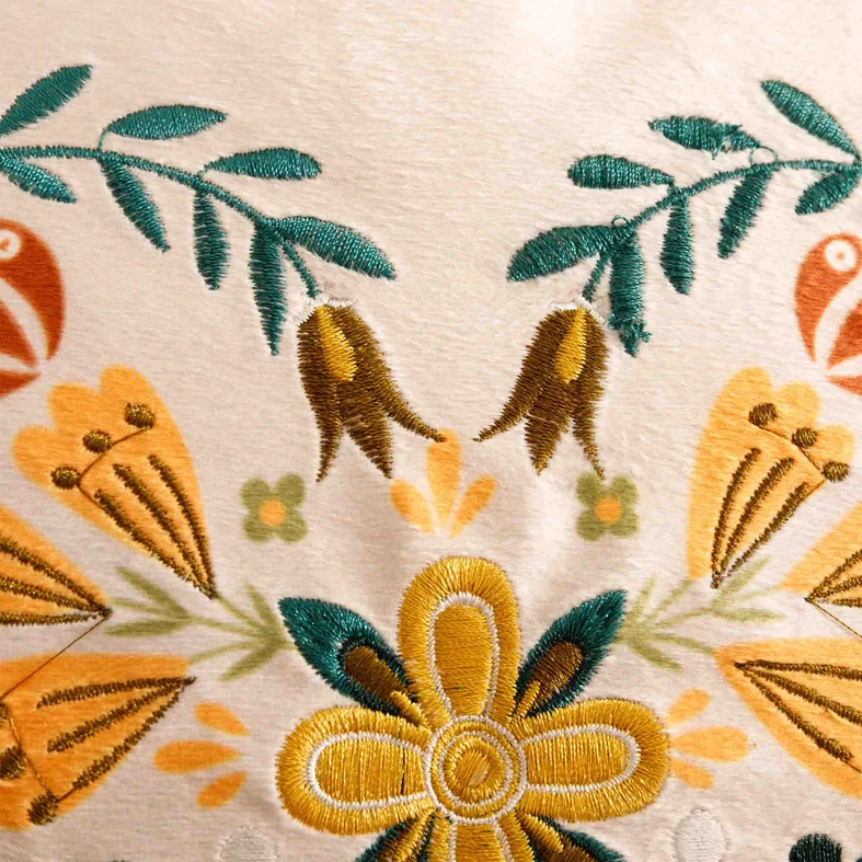 Dekoračná obliečka vyšívaná krémová FOLKY 45x45 cm