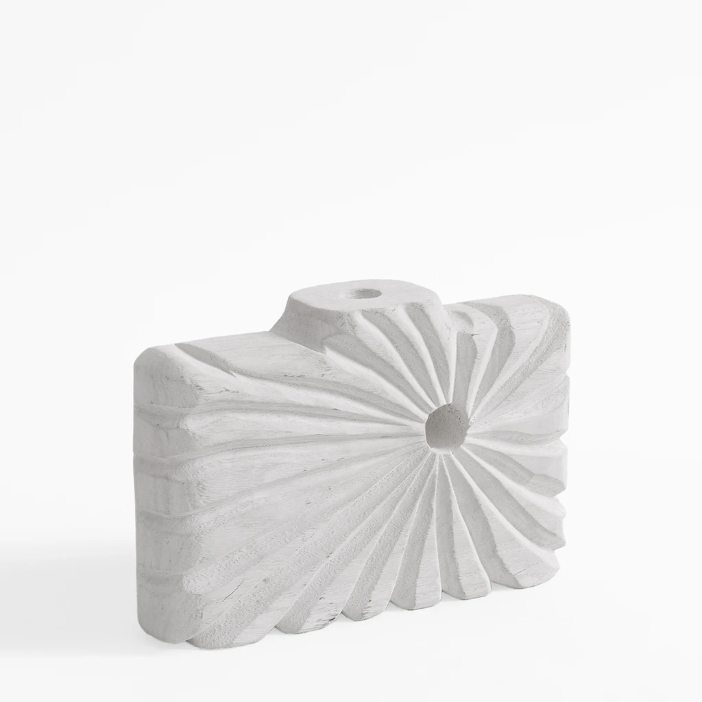 Wazon żłobiony biały 18 cm