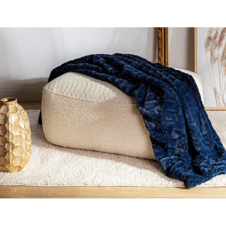 Deka tmavomodrá MAISON 200x220 cm