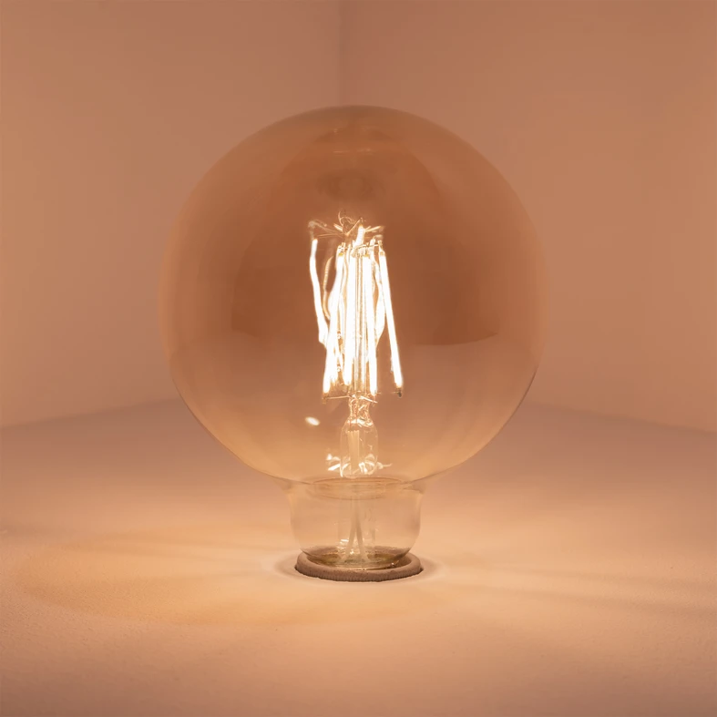 Dekoratívna LED žiarovka E27 6W teplá farba ORO-E27-G80-FL-AMBER-6W-DIMM