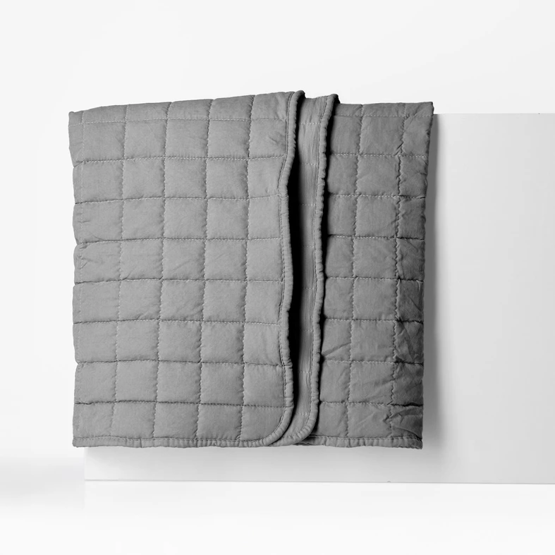 Prehoz na posteľ v tmavosivej farbe GISELLE 200x220 cm