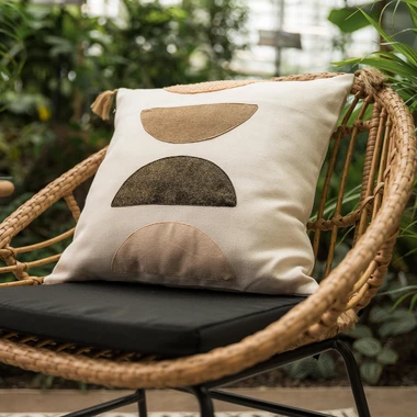 Geometrická etno obliečka na vankúš ANDRE 45x45 cm