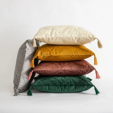 Zamatová obliečka na vankúš ADRIA svetlosivá 45x45 cm