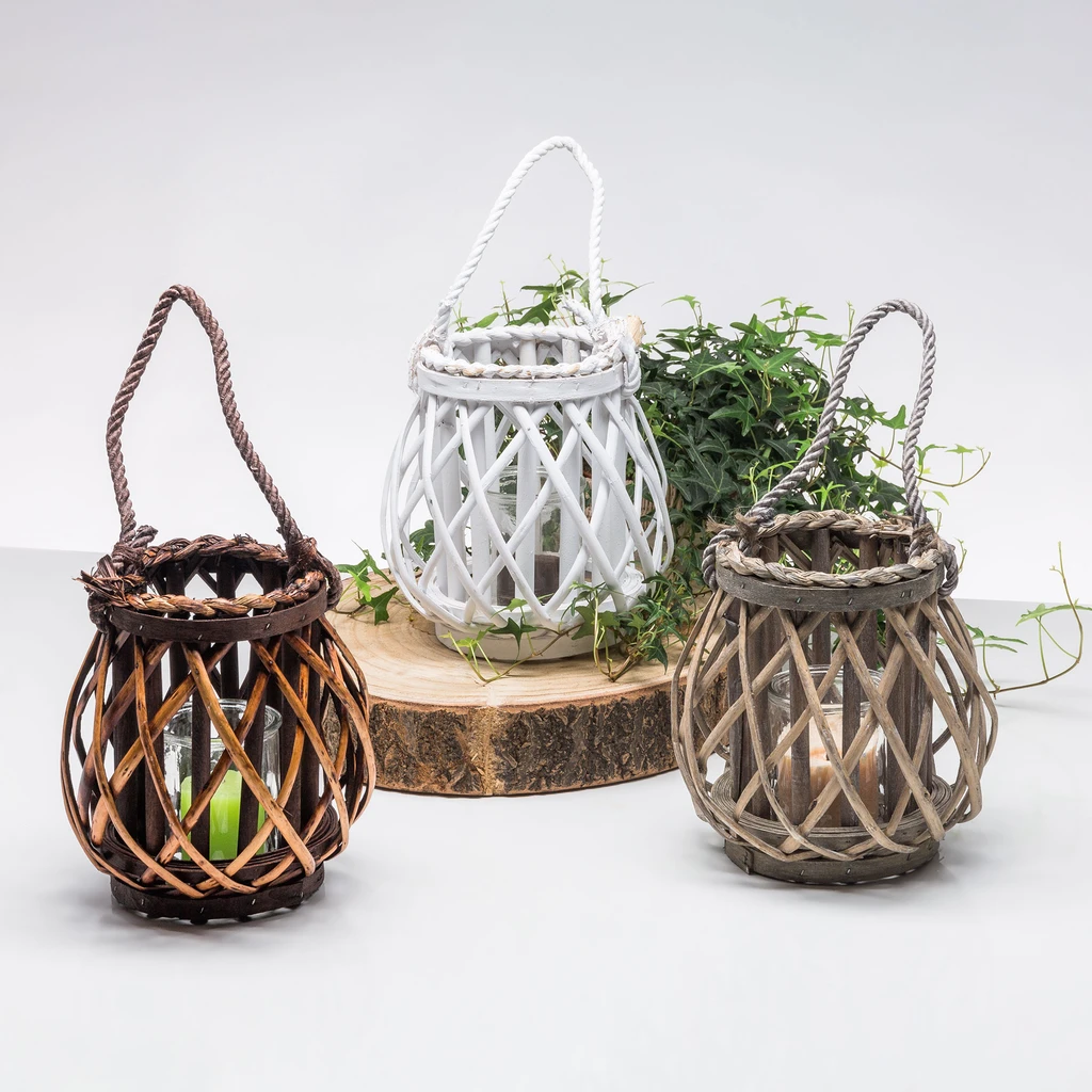 Prútený lampáš biely 19x20 cm