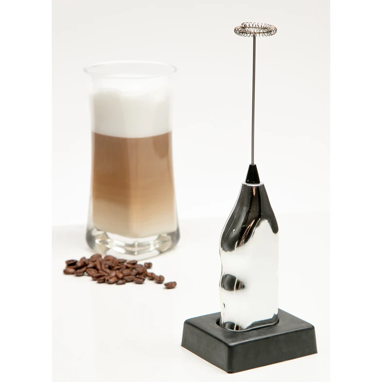 Napeňovač mlieka na batérie