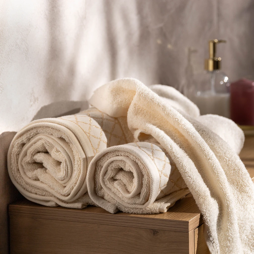 Bavlnený uterák krémový LAYLA 50x90 cm