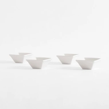 Súprava 4 štvorcových servírovacích misiek 50 ml