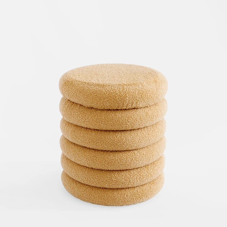 Brązowy puf z bukli