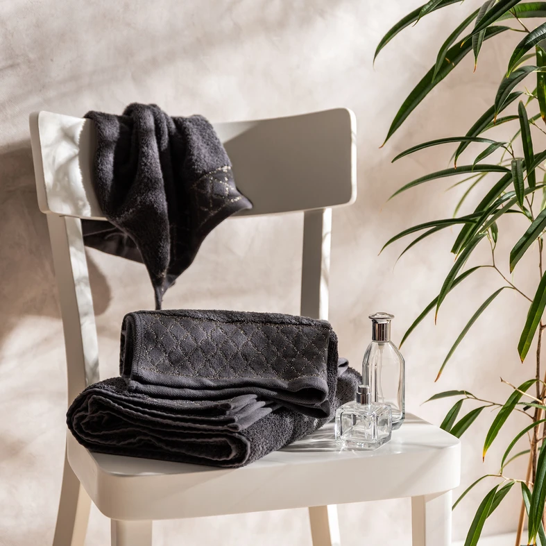 Bavlnený uterák oceľový LAYLA 30x50 cm