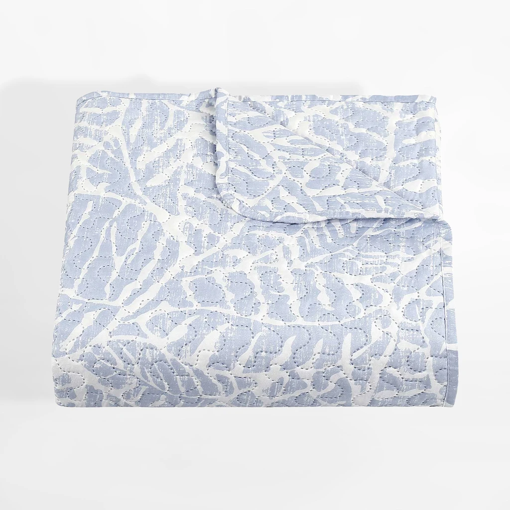 Narzuta na łóżko z motywem liści