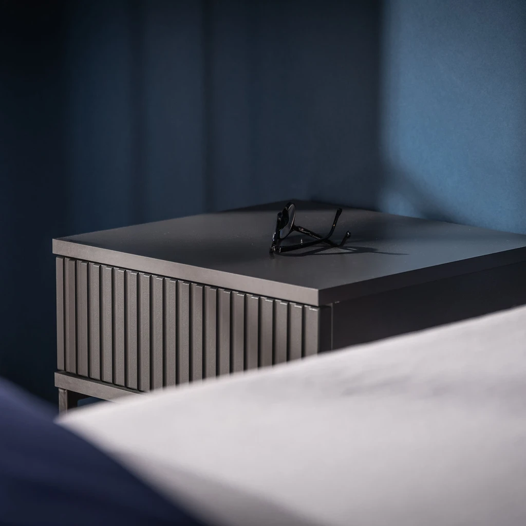 Nočný stolík NOTTE so zásuvkou, antracit