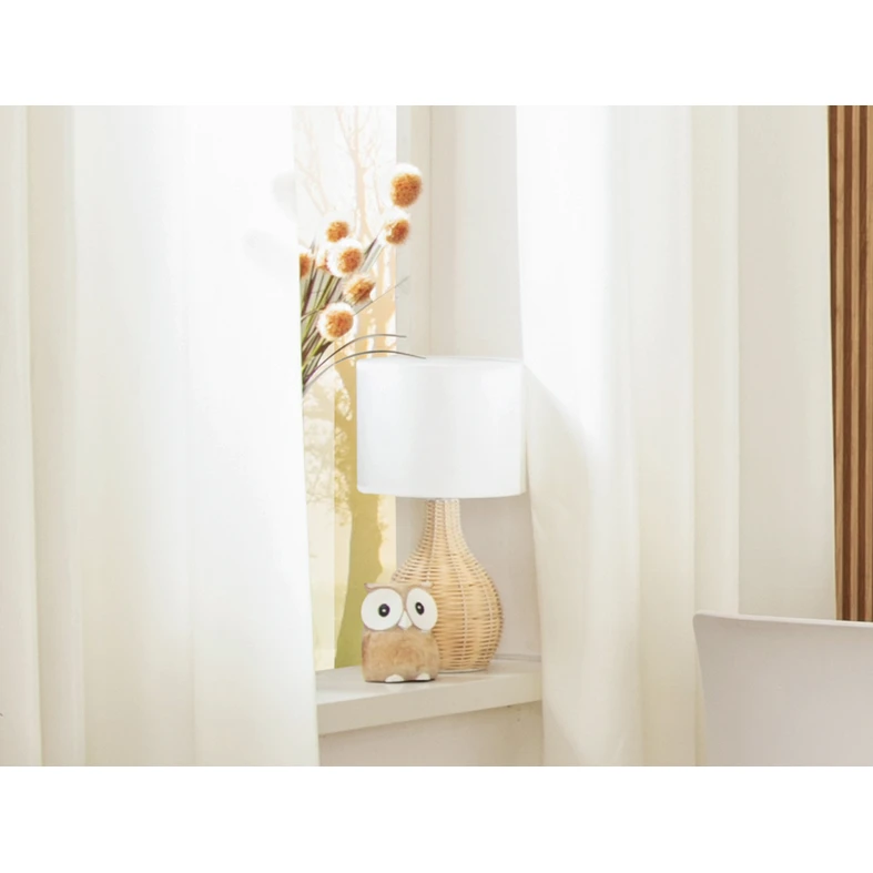 Ratanová stolná lampa BALI