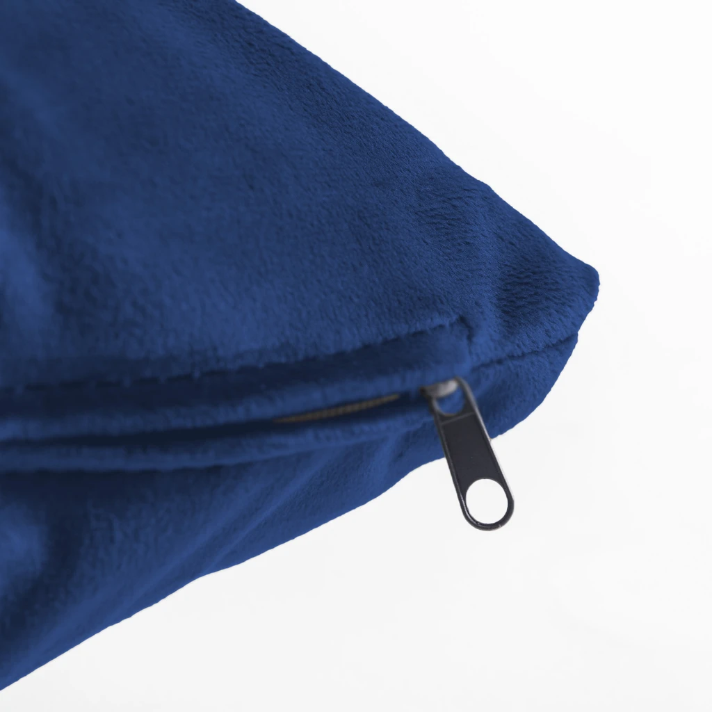 Dekoračný velúrový tmavomodrý vankúš VELVIO 45 x 45 cm