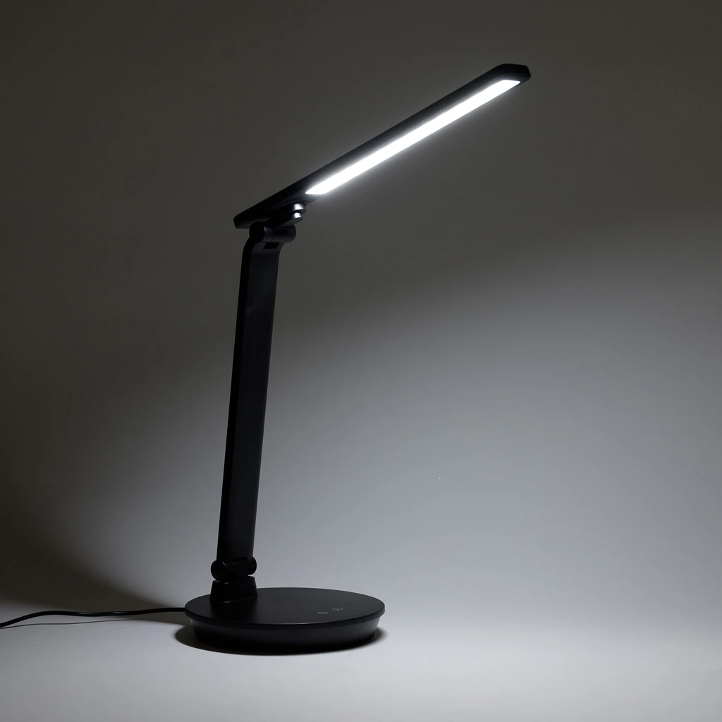 Stolná LED lampa s okrúhlou základňou čierna